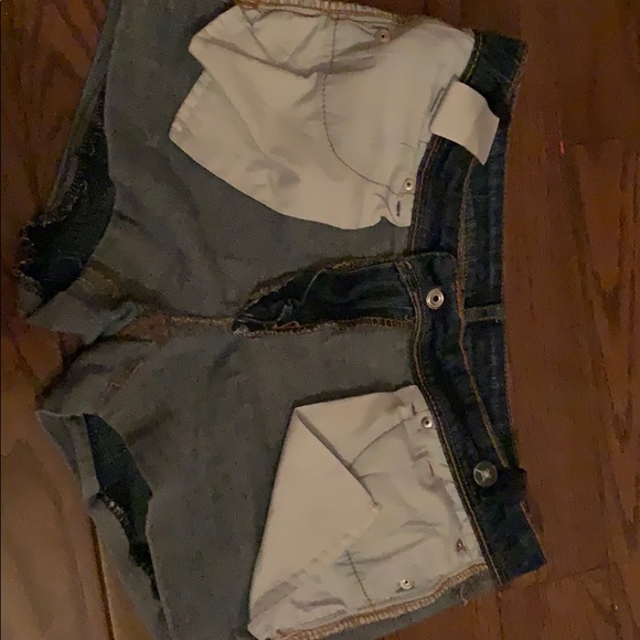 Jean Short - Picture 6 of 8